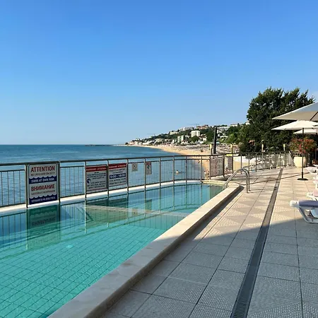 Apartment Azure Kabakum L 2br L Pool L 50m To