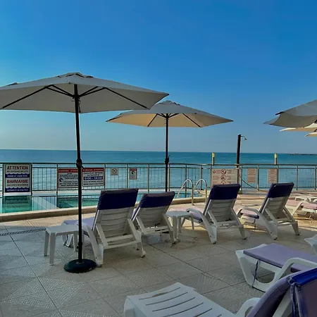 Apartment Azure Kabakum L 2br L Pool L 50m To Warna